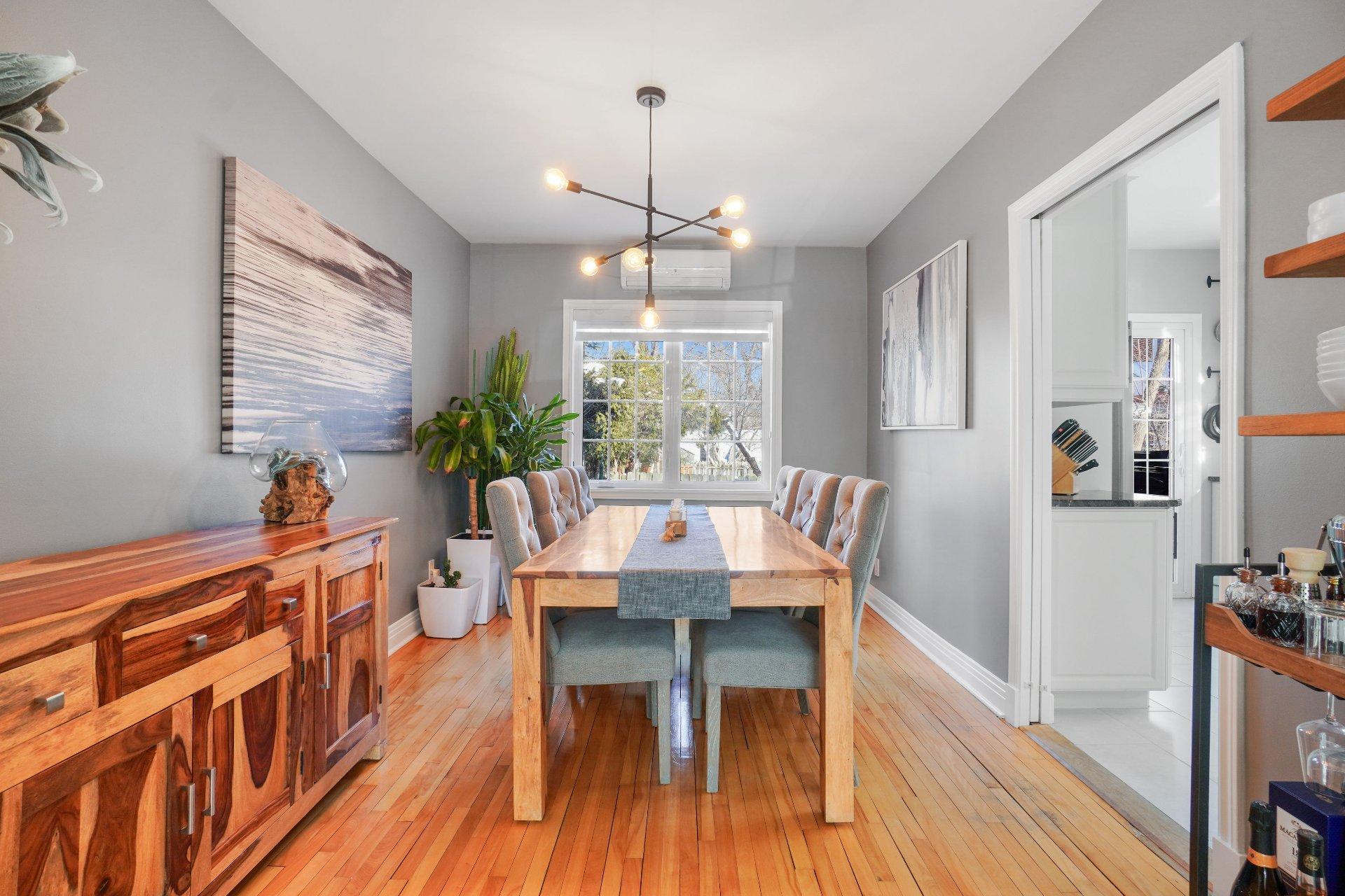 









4325


Av. de Mayfair

,
Montréal (Côte-des-Neiges/Notre-Dame-de-Grâce),




QC
H4B2E3

