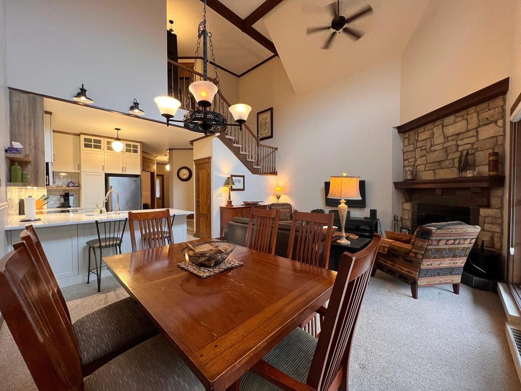 









122


Ch. des Quatre-Sommets

, 4,
Mont-Tremblant,




QC
J8E1C4

