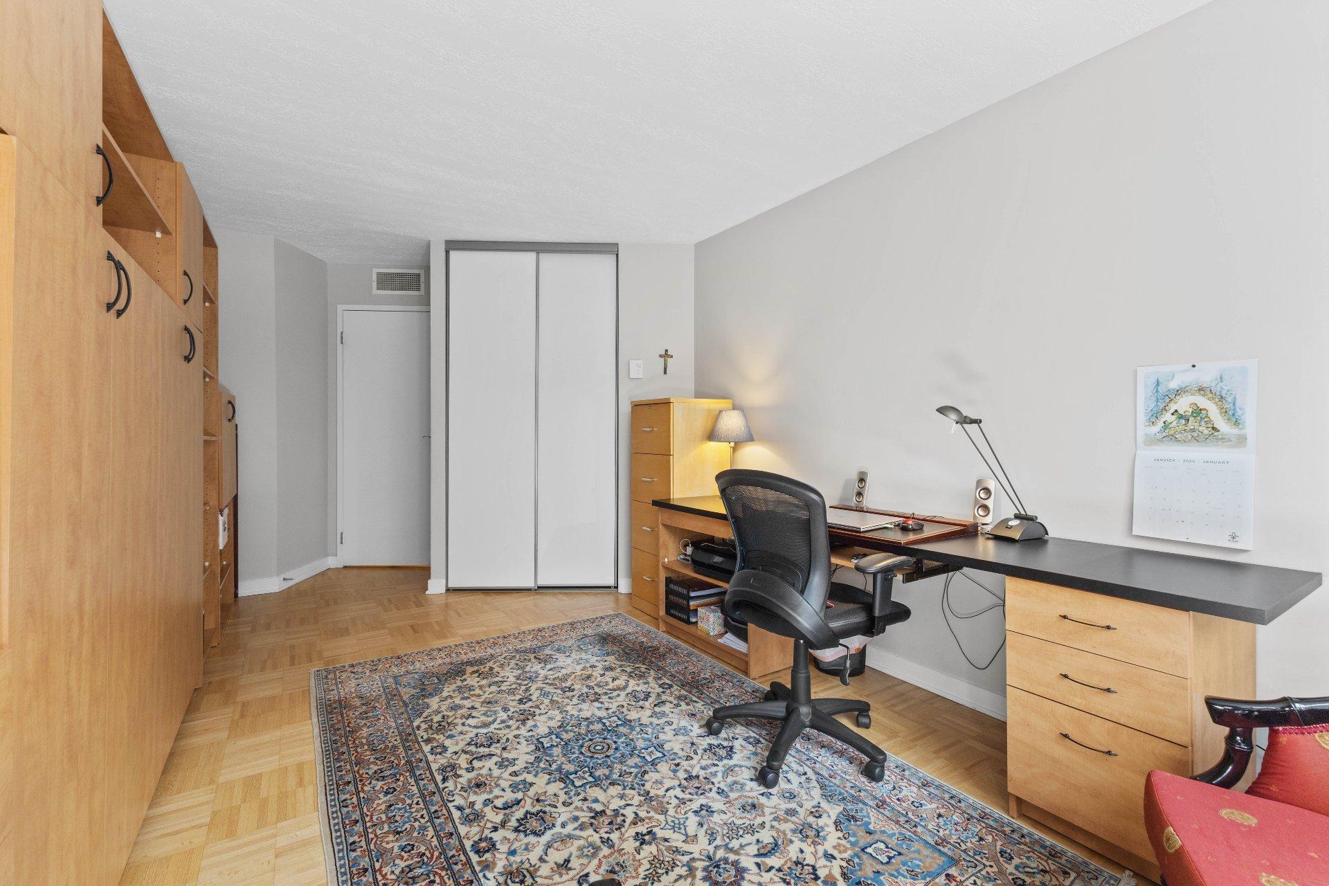 









600


Rue de la Montagne

, 305,
Montréal (Ville-Marie),




QC
H3C4S4

