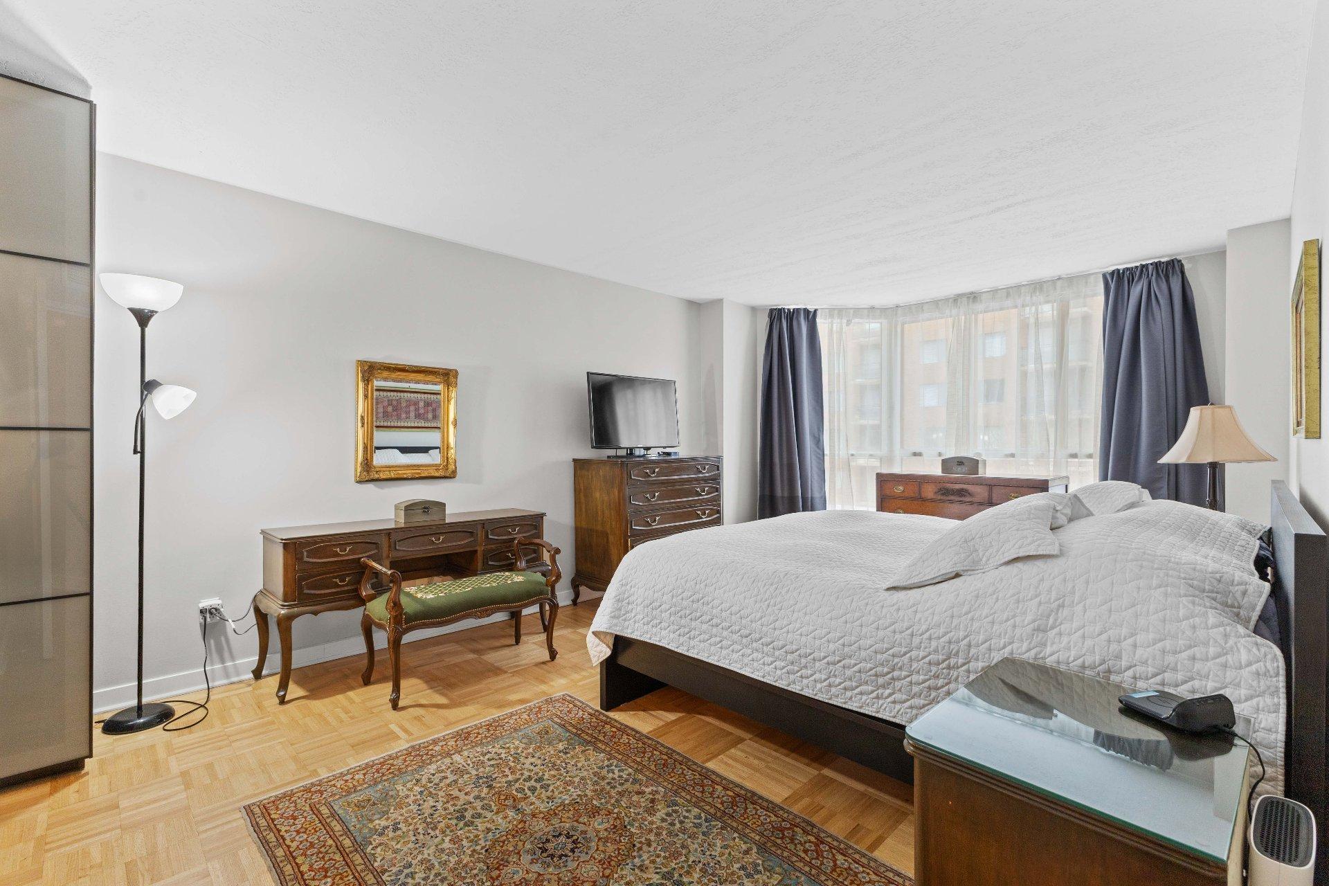 









600


Rue de la Montagne

, 305,
Montréal (Ville-Marie),




QC
H3C4S4

