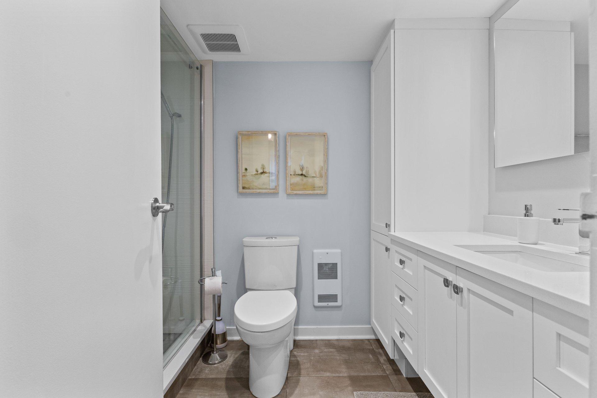 









600


Rue de la Montagne

, 305,
Montréal (Ville-Marie),




QC
H3C4S4

