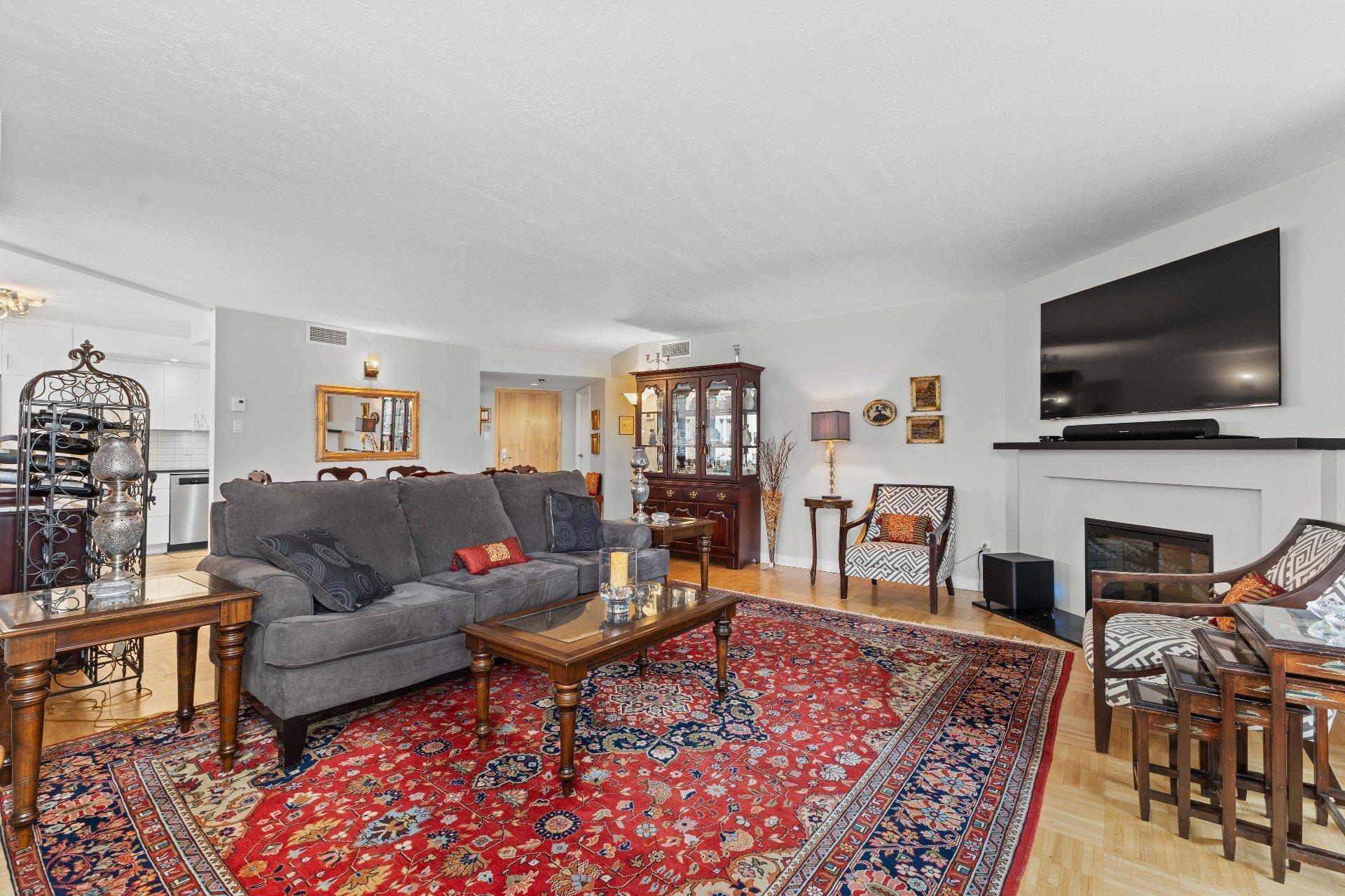 









600


Rue de la Montagne

, 305,
Montréal (Ville-Marie),




QC
H3C4S4

