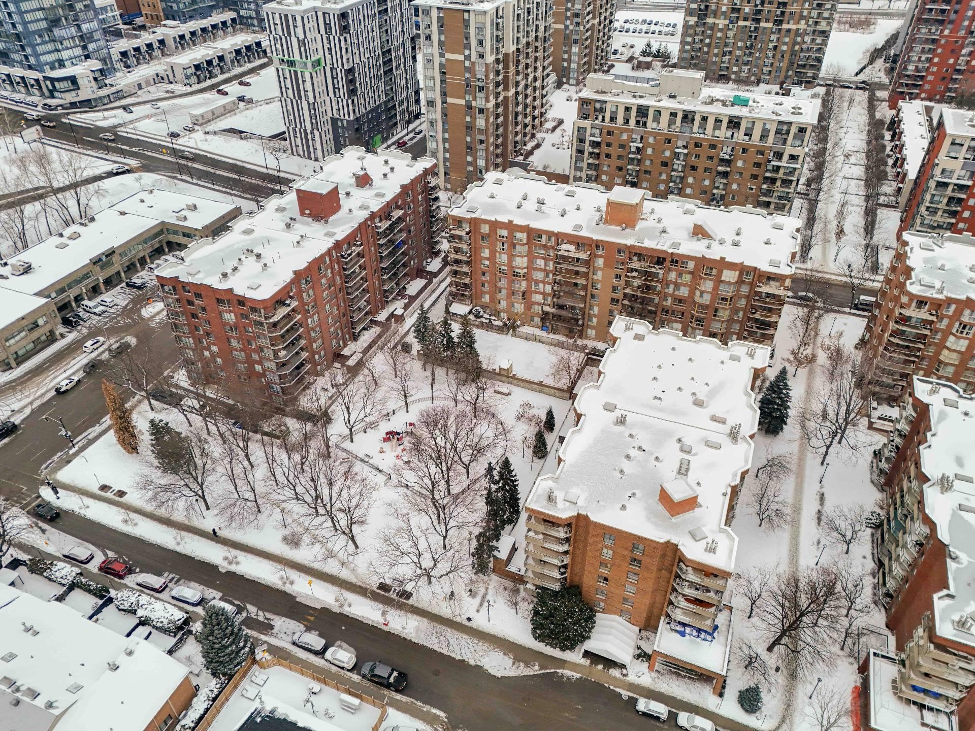 









600


Rue de la Montagne

, 305,
Montréal (Ville-Marie),




QC
H3C4S4

