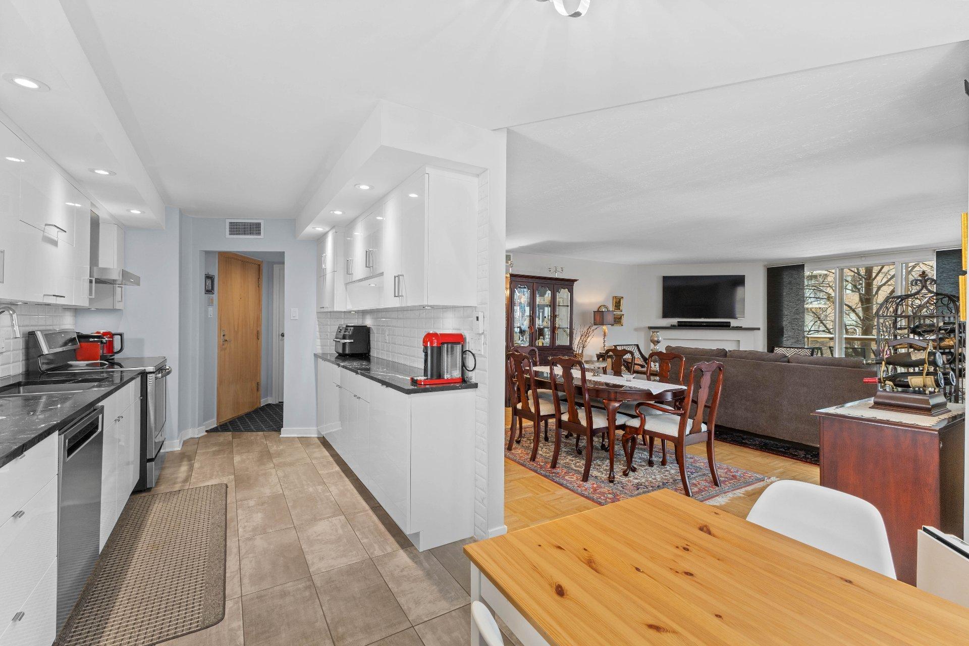 









600


Rue de la Montagne

, 305,
Montréal (Ville-Marie),




QC
H3C4S4

