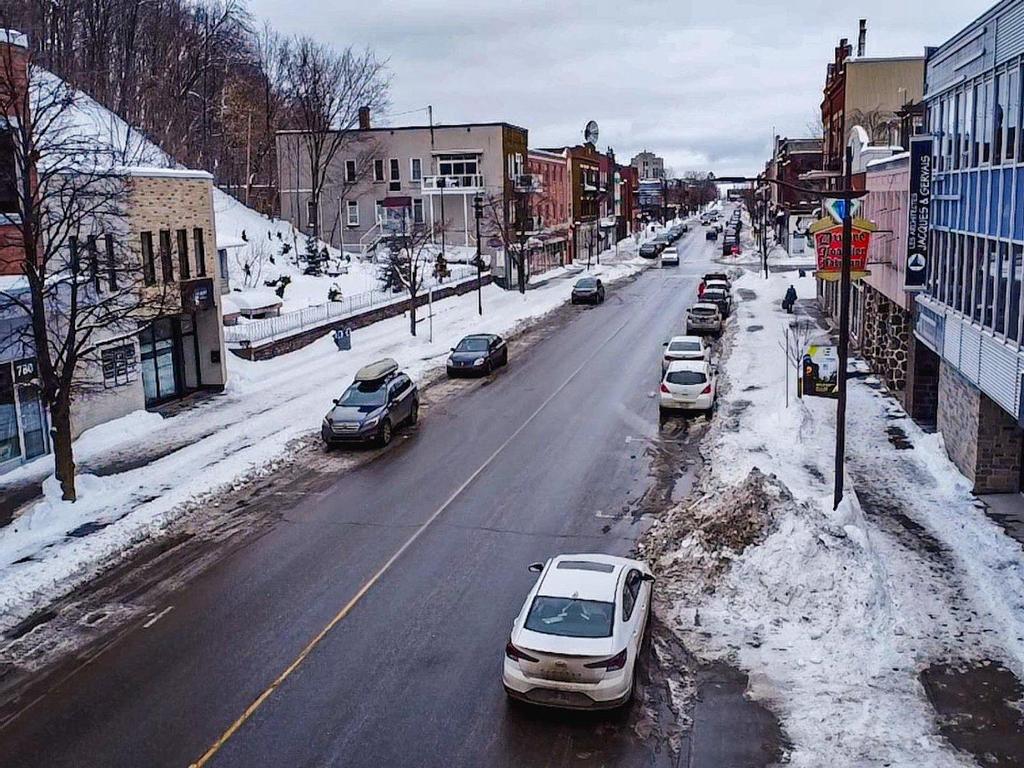 









769

 - 777


5e rue de la Pointe

,
Shawinigan,




QC
G9N1G2


