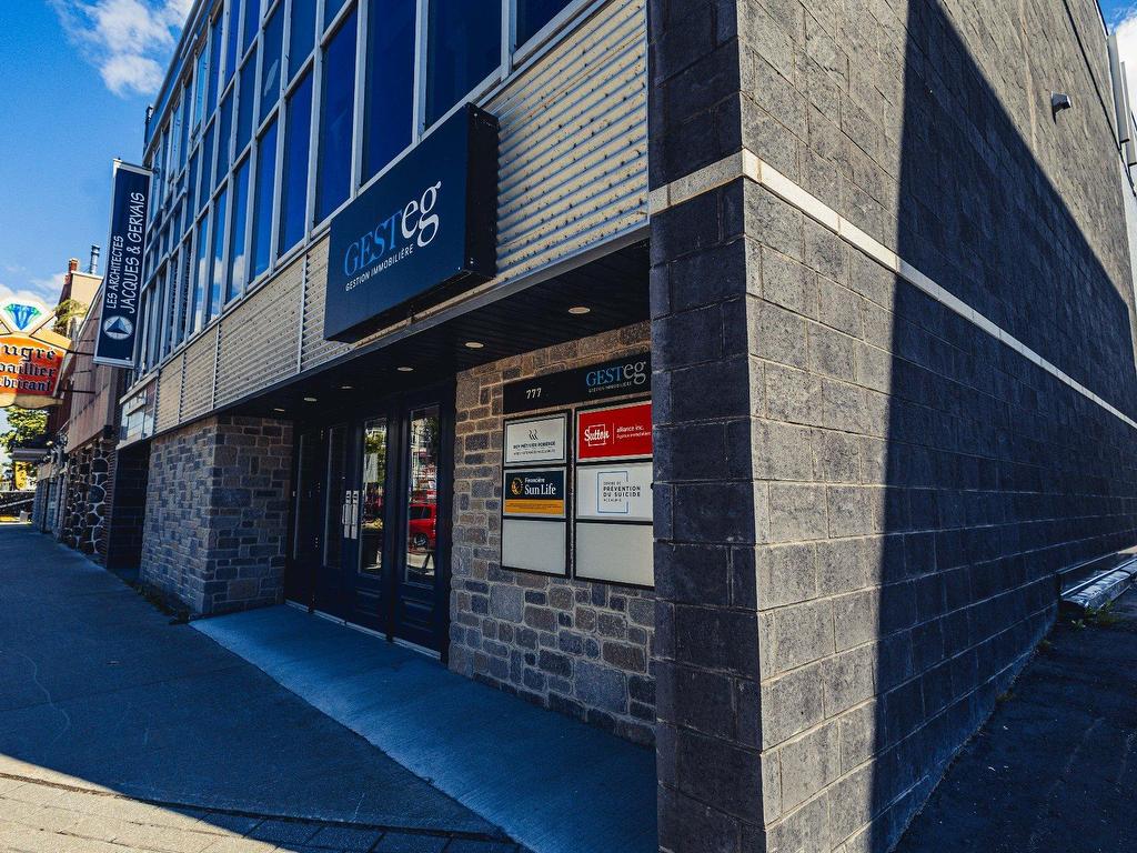 









769

 - 777


5e rue de la Pointe

,
Shawinigan,




QC
G9N1G2

