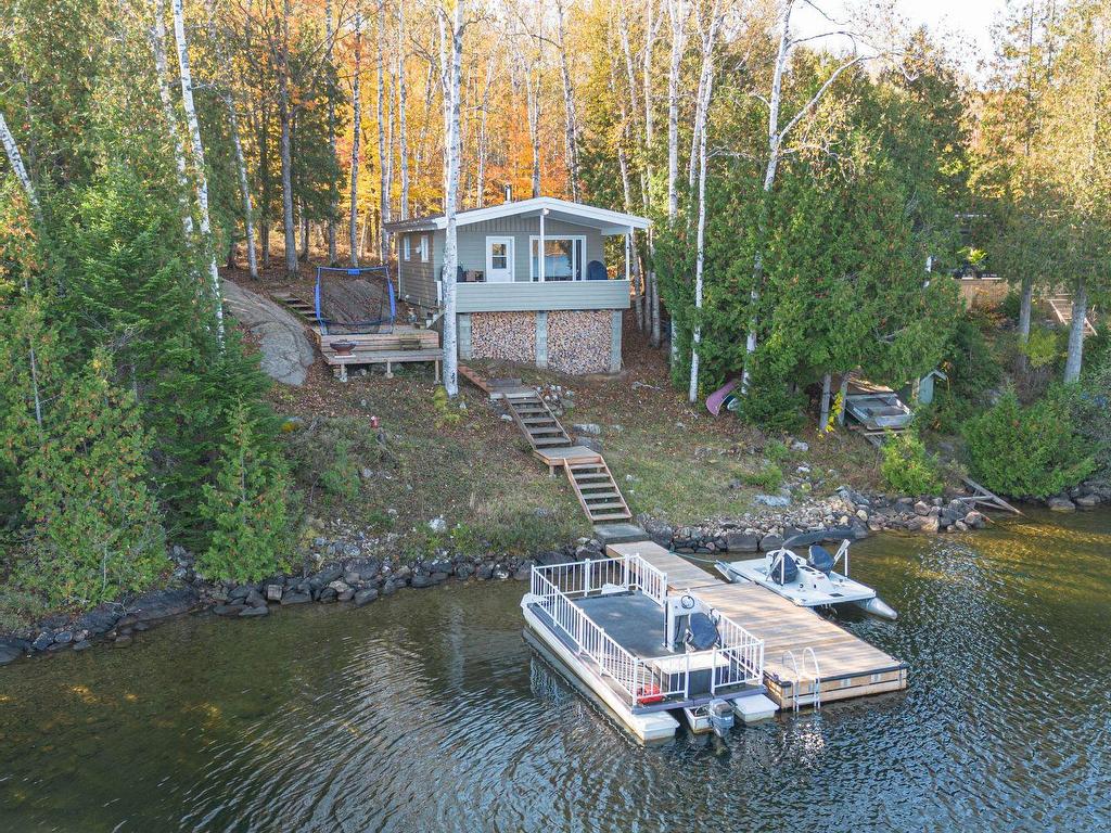 









50


Île des Falaises

,
La Conception,




QC
J0T1M0

