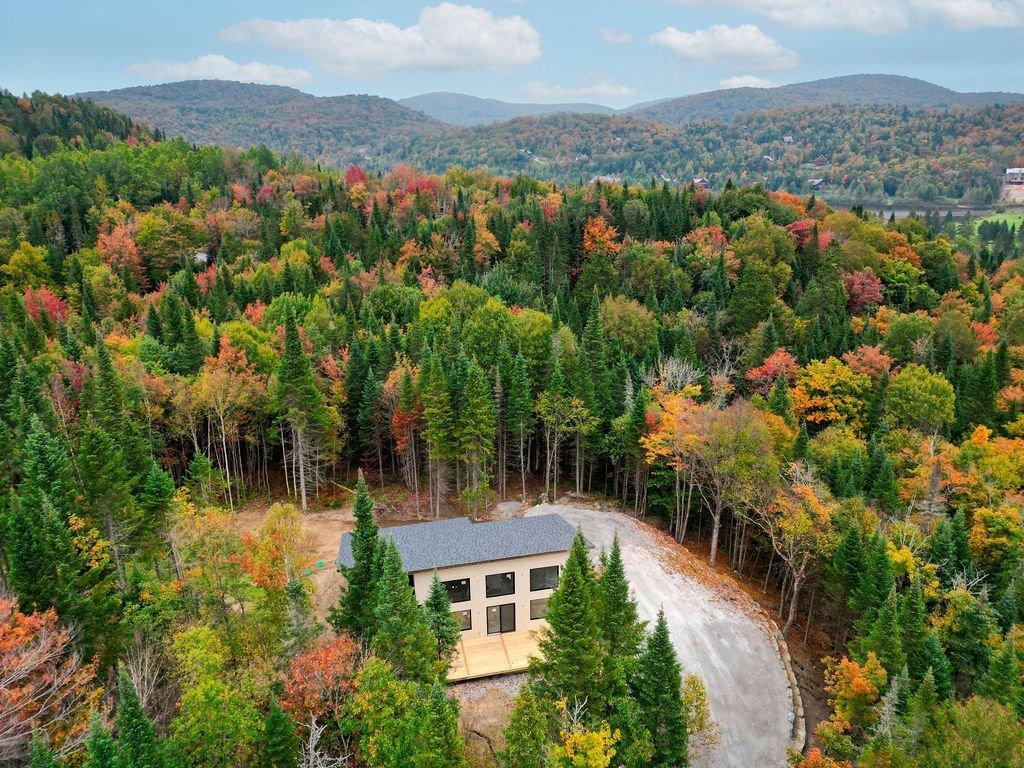 









1200


Ch. du Lac-Rougeaud

,
Mont-Blanc,




QC
J0T1J2

