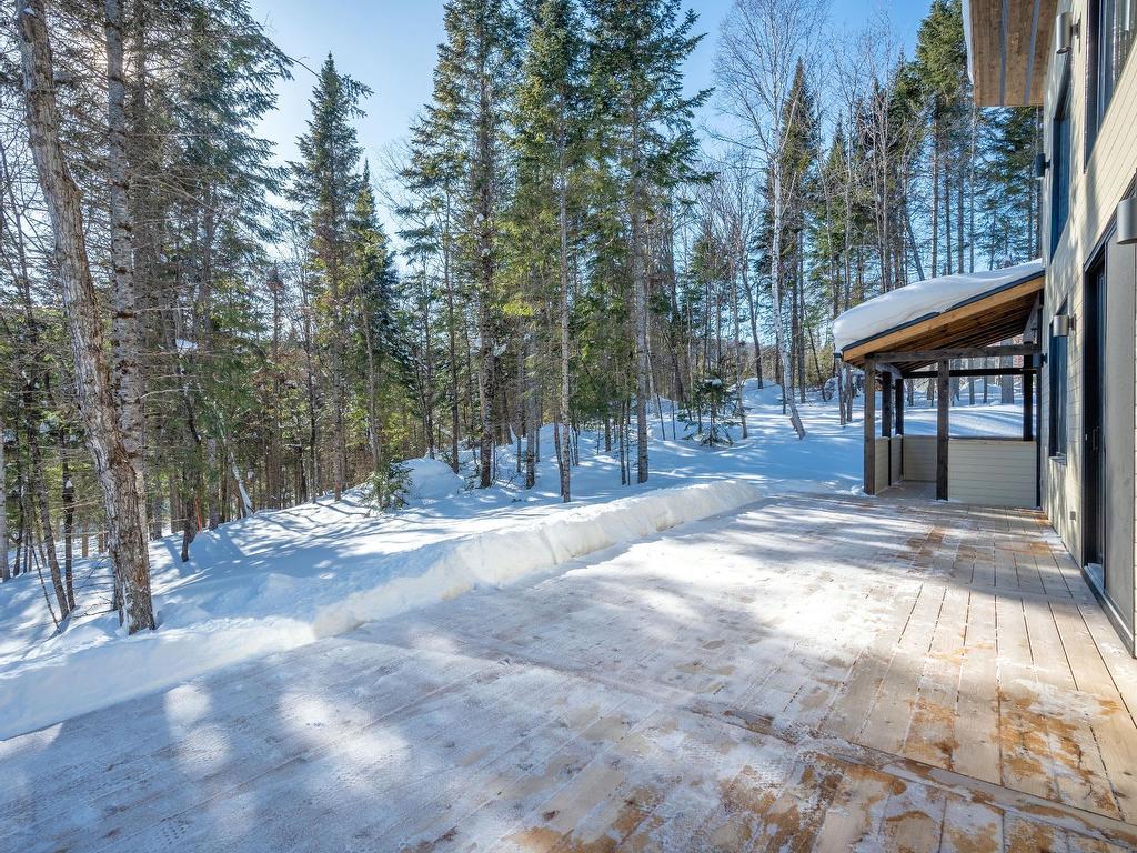 









1200


Ch. du Lac-Rougeaud

,
Mont-Blanc,




QC
J0T1J2

