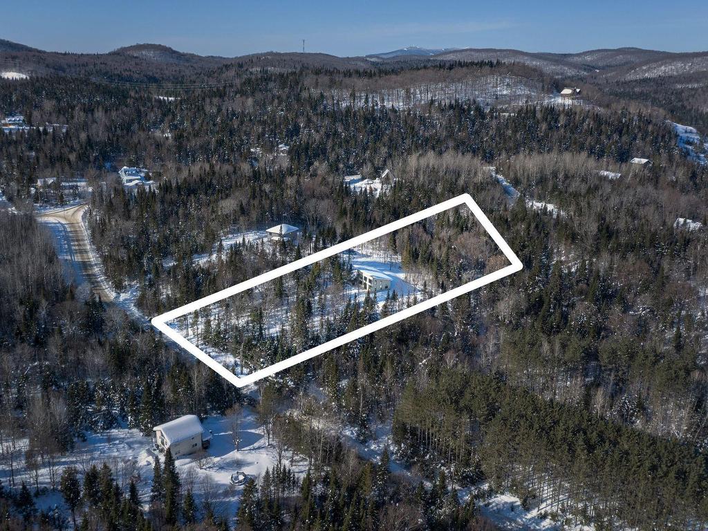 









1200


Ch. du Lac-Rougeaud

,
Mont-Blanc,




QC
J0T1J2

