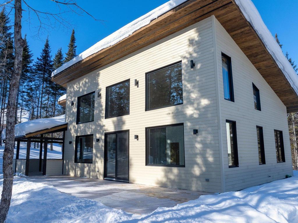 









1200


Ch. du Lac-Rougeaud

,
Mont-Blanc,




QC
J0T1J2

