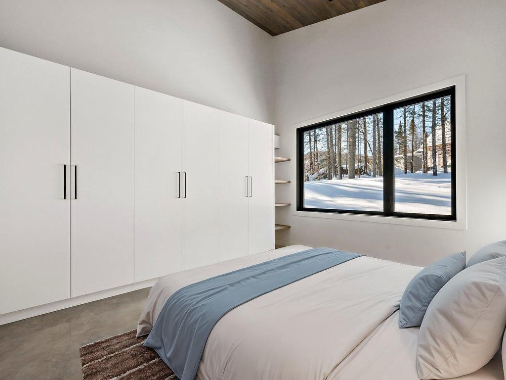 









1200


Ch. du Lac-Rougeaud

,
Mont-Blanc,




QC
J0T1J2

