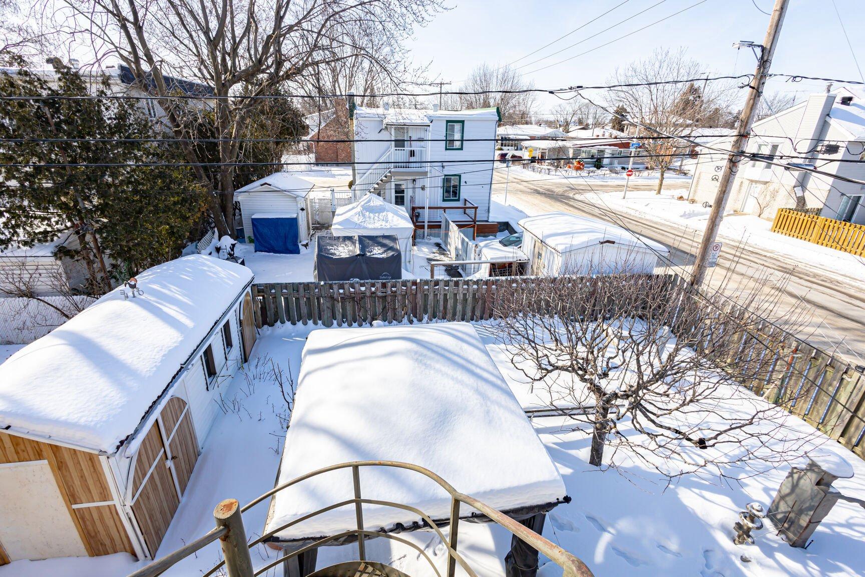









1860


Rue Favreau

,
Laval (Chomedey),




QC
H7T1X4


