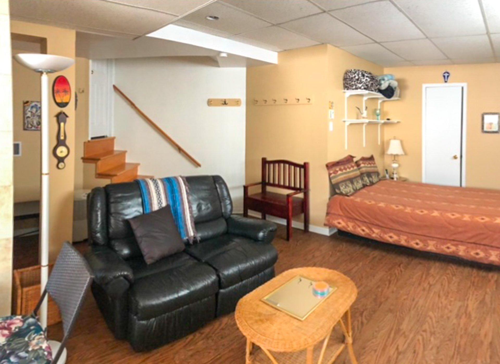 









741


Rue Marcel

,
Sainte-Adèle,




QC
J8B1L7

