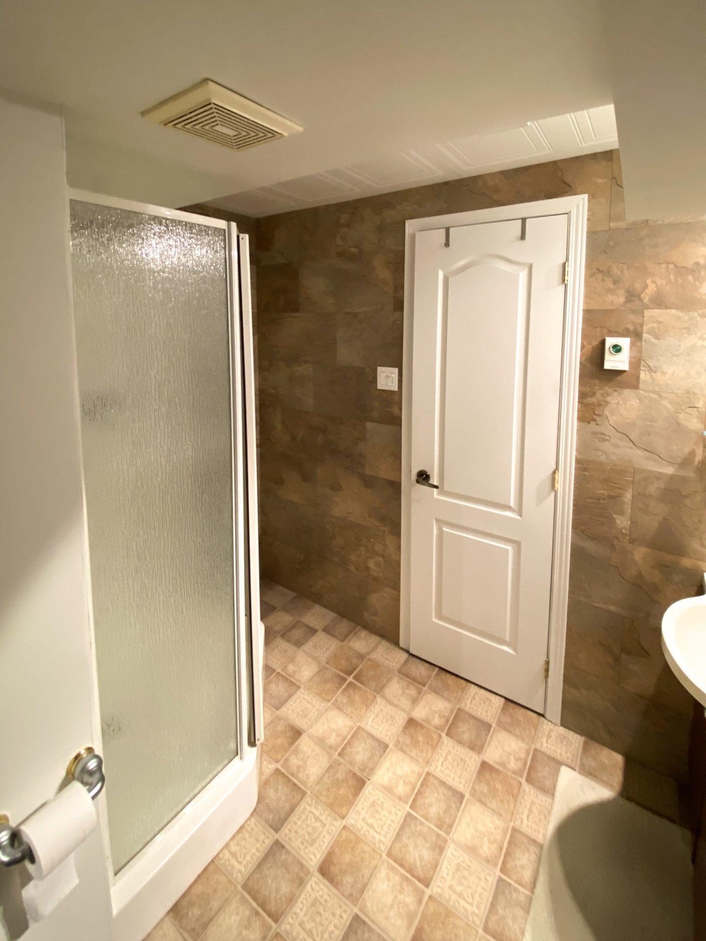 









741


Rue Marcel

,
Sainte-Adèle,




QC
J8B1L7

