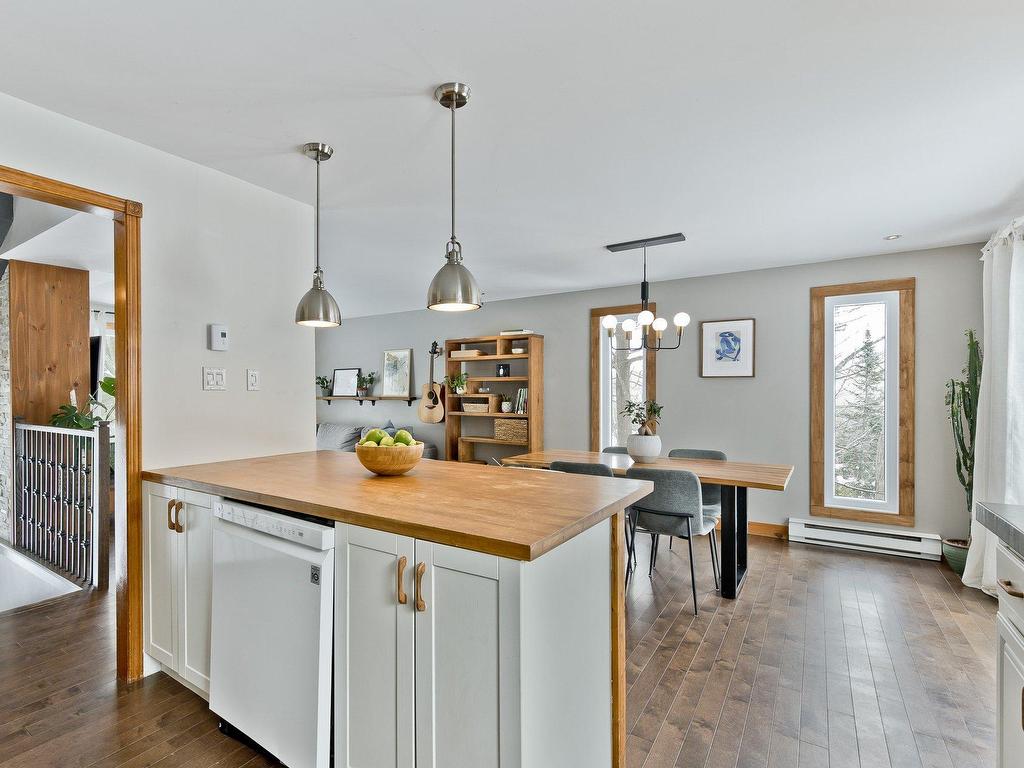 









10


Rue Ledoux

,
Sherbrooke (Brompton/Rock Forest/Saint-Élie/Deauville),




QC
J1C0P2

