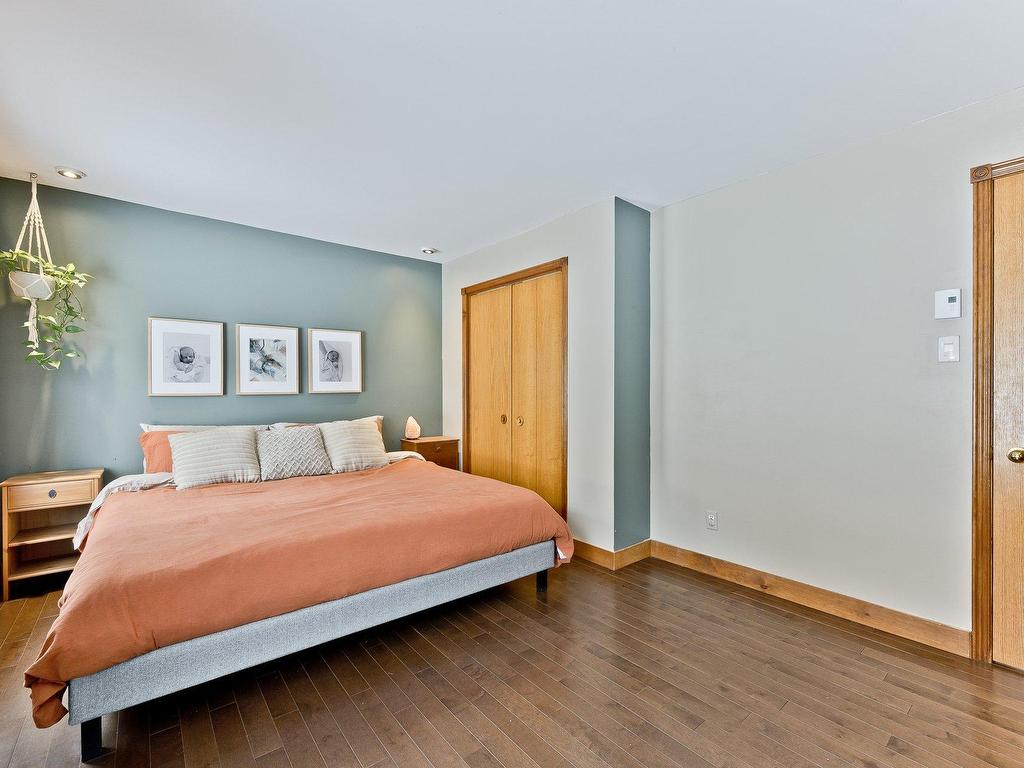 









10


Rue Ledoux

,
Sherbrooke (Brompton/Rock Forest/Saint-Élie/Deauville),




QC
J1C0P2

