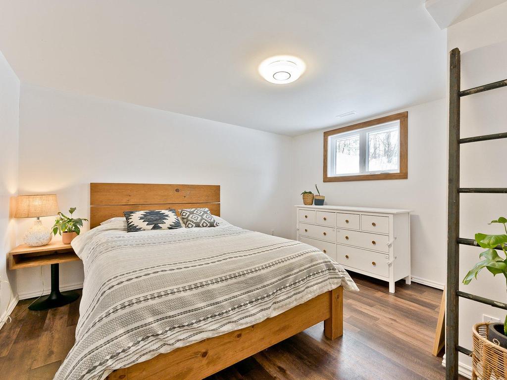 









10


Rue Ledoux

,
Sherbrooke (Brompton/Rock Forest/Saint-Élie/Deauville),




QC
J1C0P2

