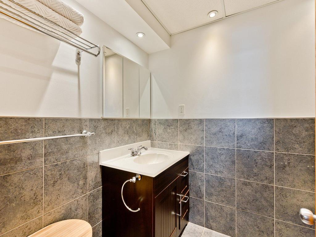 









10


Rue Ledoux

,
Sherbrooke (Brompton/Rock Forest/Saint-Élie/Deauville),




QC
J1C0P2

