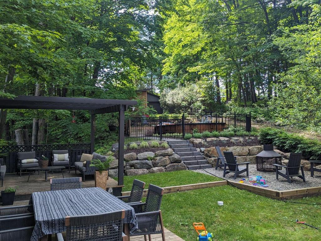 









10


Rue Ledoux

,
Sherbrooke (Brompton/Rock Forest/Saint-Élie/Deauville),




QC
J1C0P2

