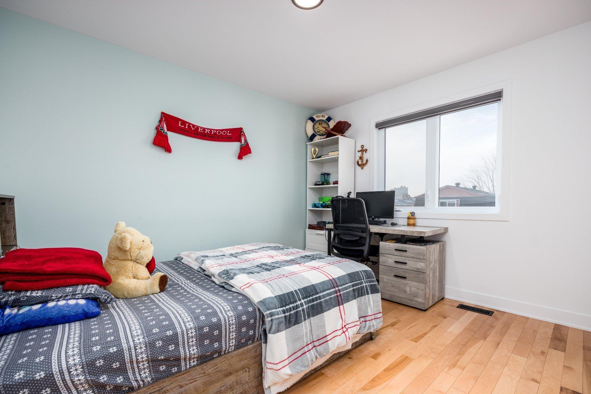 









5300


Boul. Westley

,
Longueuil (Saint-Hubert),




QC
J3Y2T7

