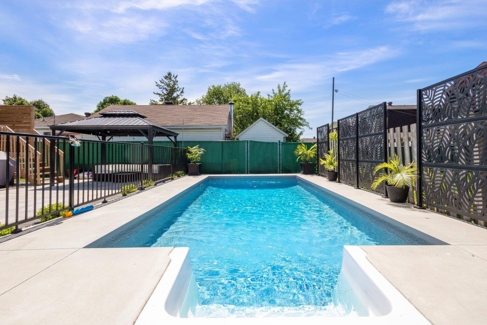 









5300


Boul. Westley

,
Longueuil (Saint-Hubert),




QC
J3Y2T7

