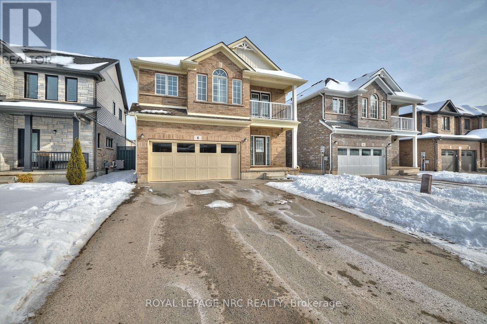 












6 ELDERBERRY ROAD

,
Thorold (Confederation Heights),




Ontario
L2V5G6

