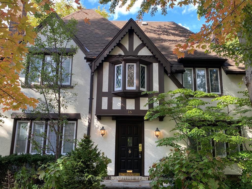









16


Elderwood

Drive,
Toronto,




ON
M5P 1W5

