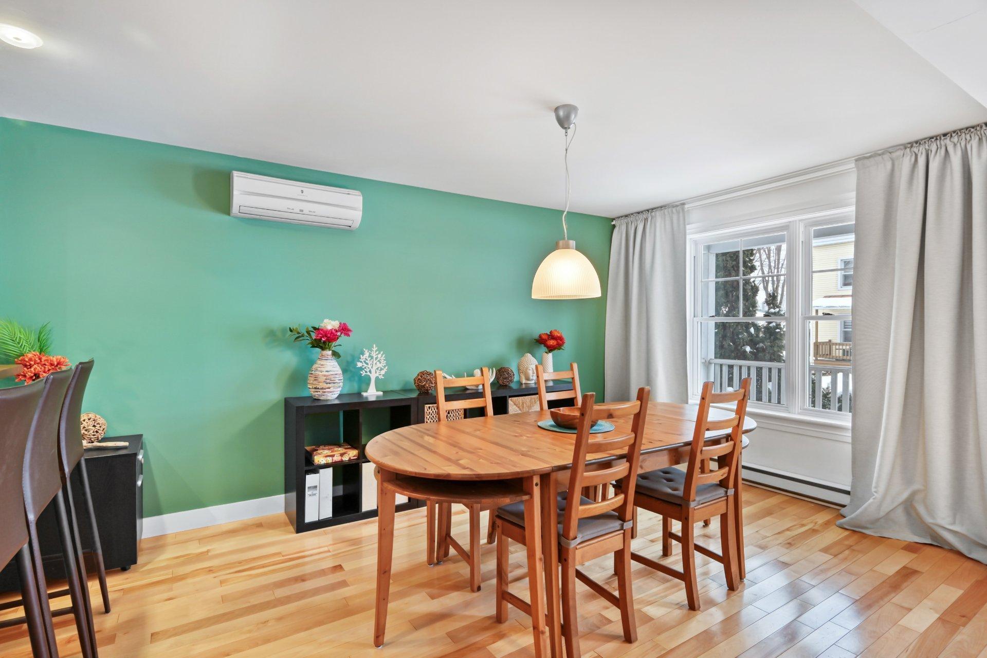 









261


1re Avenue

,
Saint-Jean-sur-Richelieu,




QC
J2X2E1


