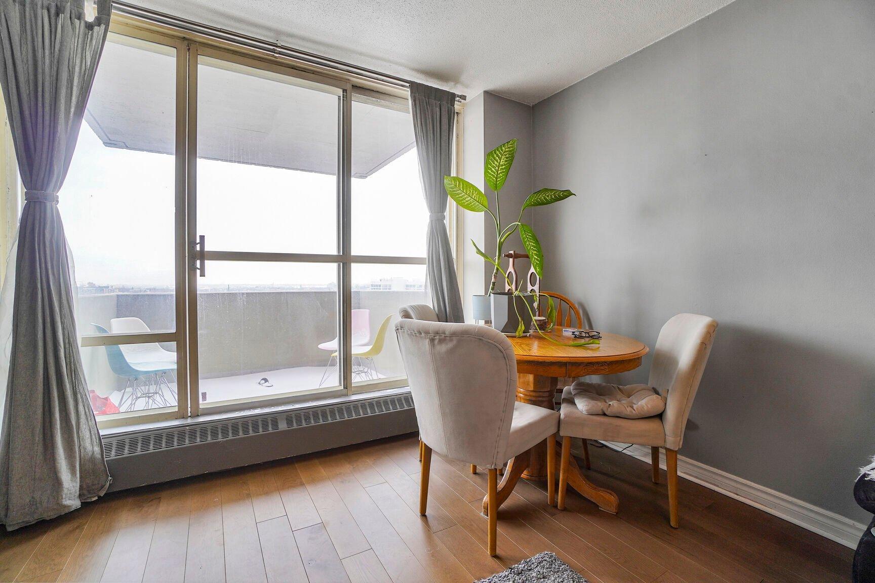 









3535


Av. Papineau

, 1401,
Montréal (Le Plateau-Mont-Royal),




QC
H2K4J9

