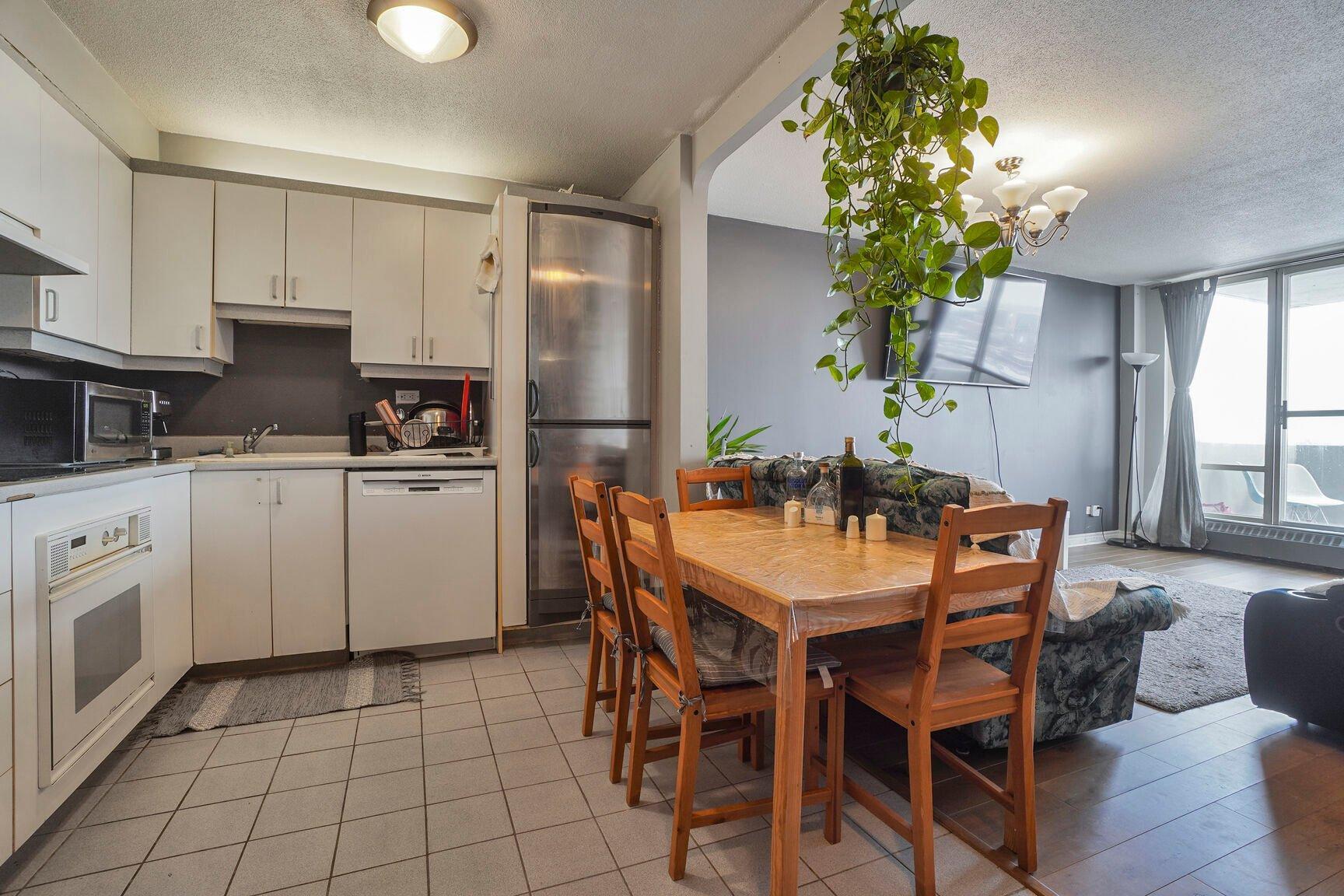 









3535


Av. Papineau

, 1401,
Montréal (Le Plateau-Mont-Royal),




QC
H2K4J9

