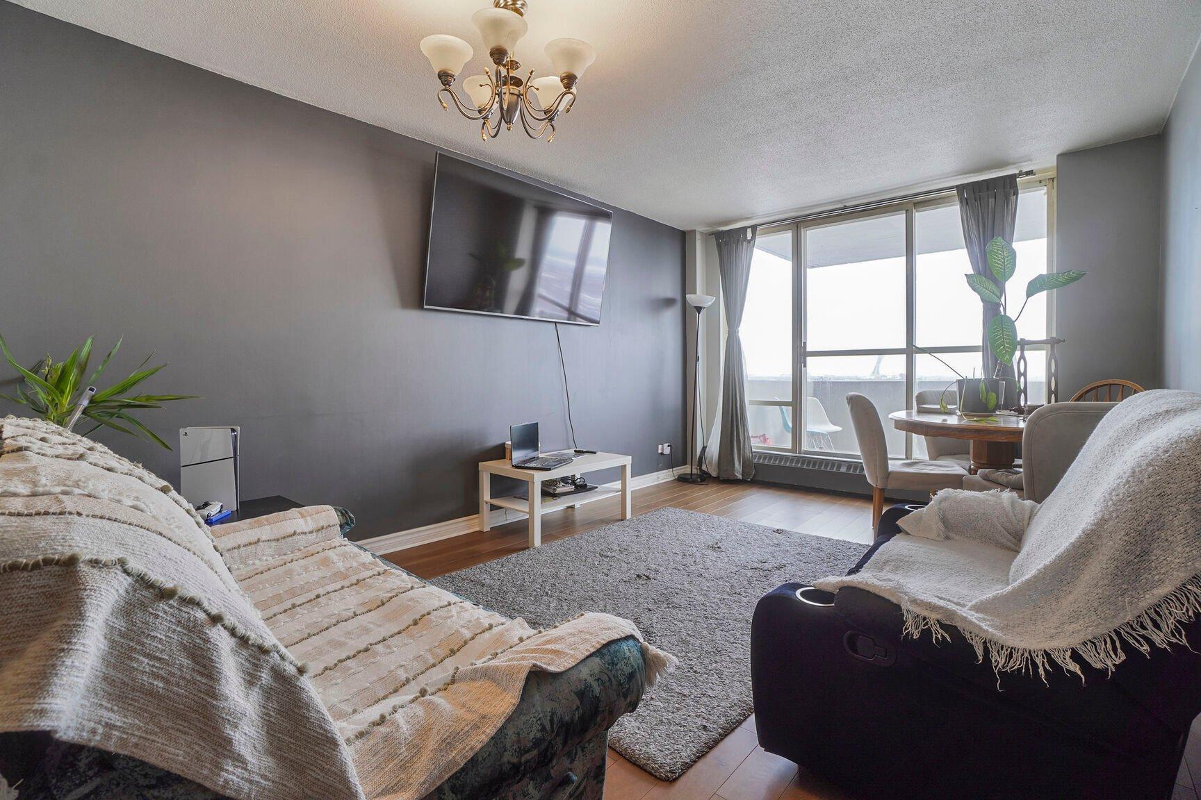 









3535


Av. Papineau

, 1401,
Montréal (Le Plateau-Mont-Royal),




QC
H2K4J9

