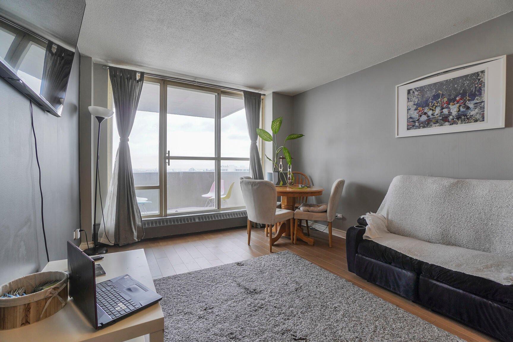 









3535


Av. Papineau

, 1401,
Montréal (Le Plateau-Mont-Royal),




QC
H2K4J9

