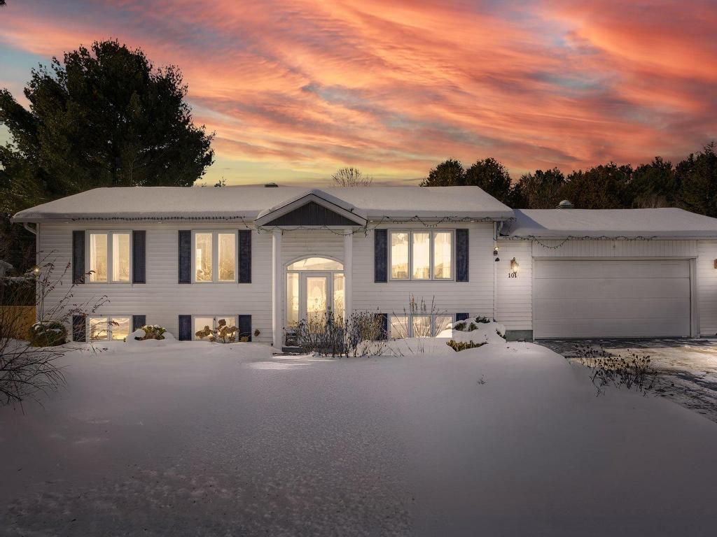 









101


Rue Émery-Bélisle

,
Papineauville,




QC
J0V1R0

