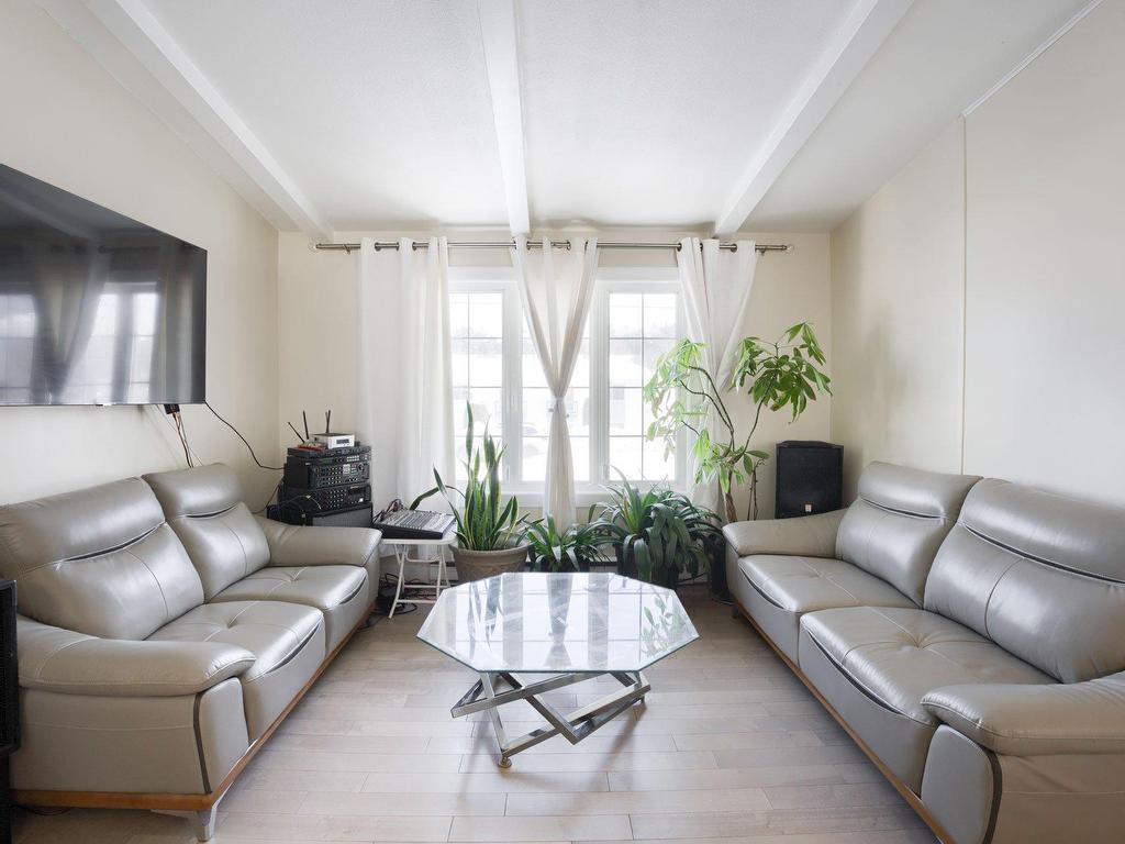 









101


Rue Émery-Bélisle

,
Papineauville,




QC
J0V1R0

