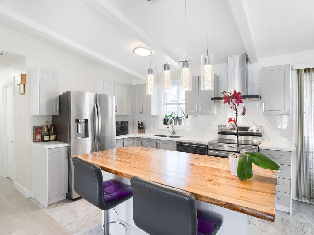 









101


Rue Émery-Bélisle

,
Papineauville,




QC
J0V1R0

