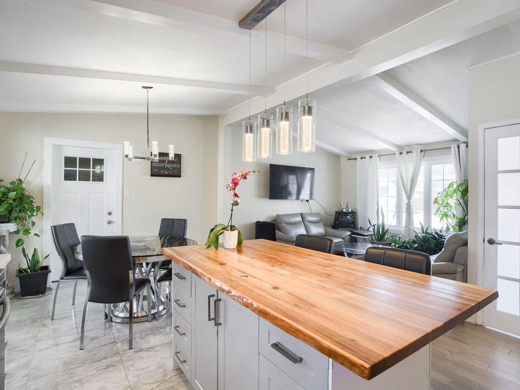 









101


Rue Émery-Bélisle

,
Papineauville,




QC
J0V1R0

