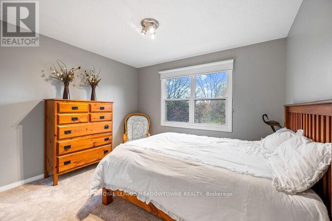 












13 MCKEE DRIVE

,
Caledon,




Ontario
L7C1G8

