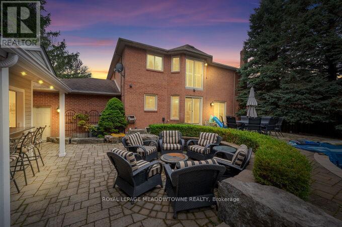 












13 MCKEE DRIVE

,
Caledon,




Ontario
L7C1G8

