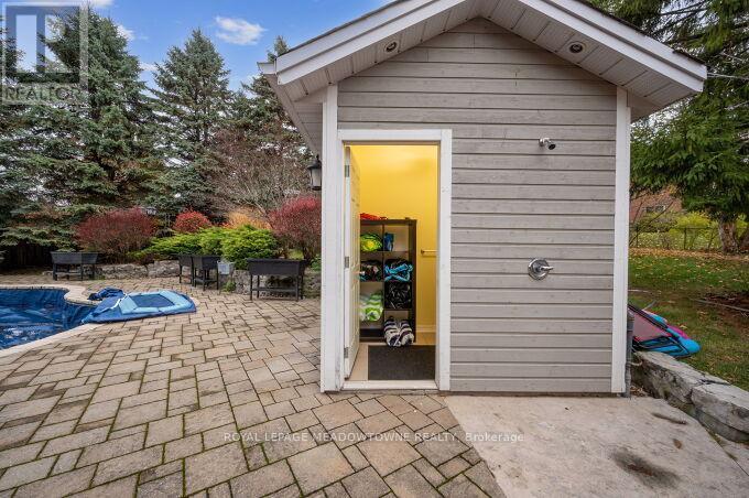 












13 MCKEE DRIVE

,
Caledon,




Ontario
L7C1G8

