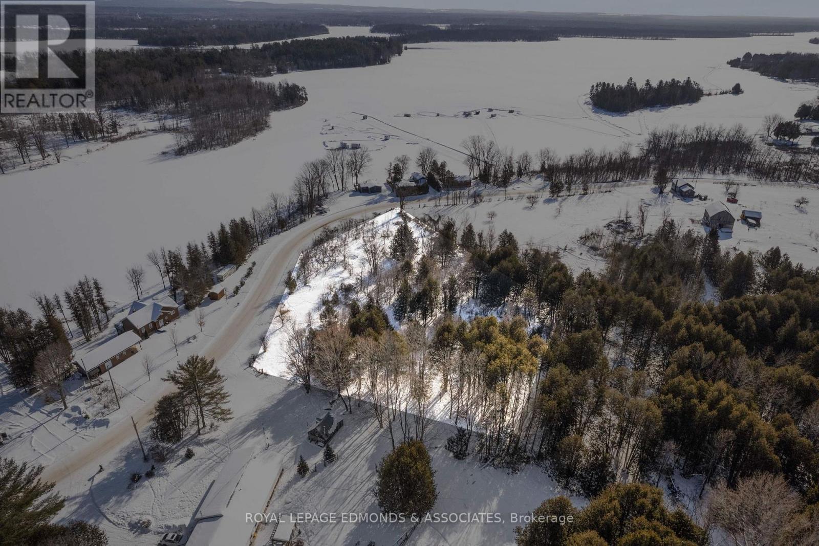 












877 LACROIX BAY ROAD

,
Whitewater Region,







Ontario
K0J2L0

