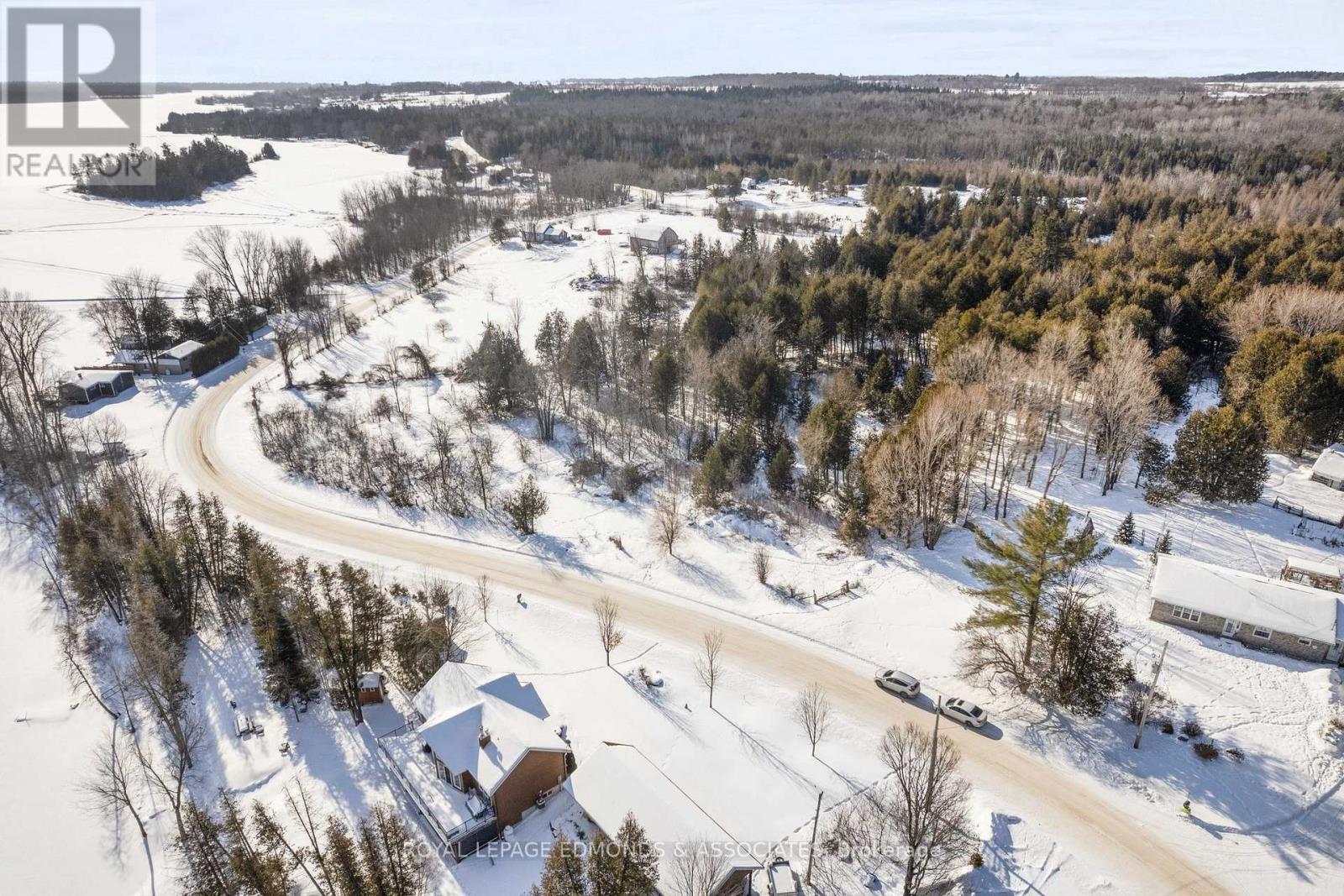 












877 LACROIX BAY ROAD

,
Whitewater Region,







Ontario
K0J2L0

