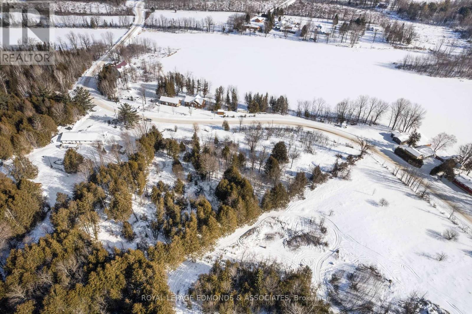 












877 LACROIX BAY ROAD

,
Whitewater Region,







Ontario
K0J2L0

