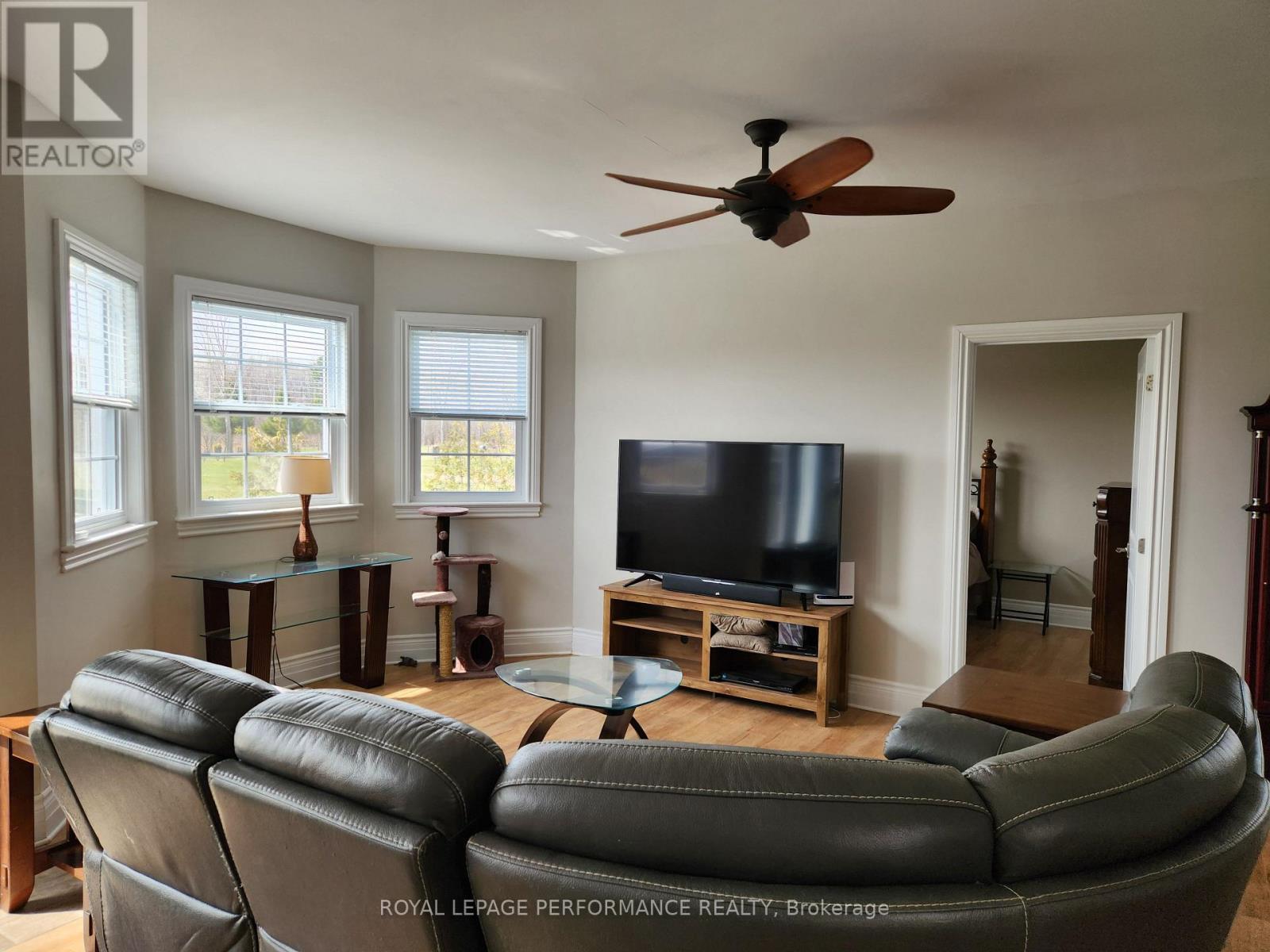 












3726 FRONT ROAD

,
Champlain,




Ontario
K6A2T4

