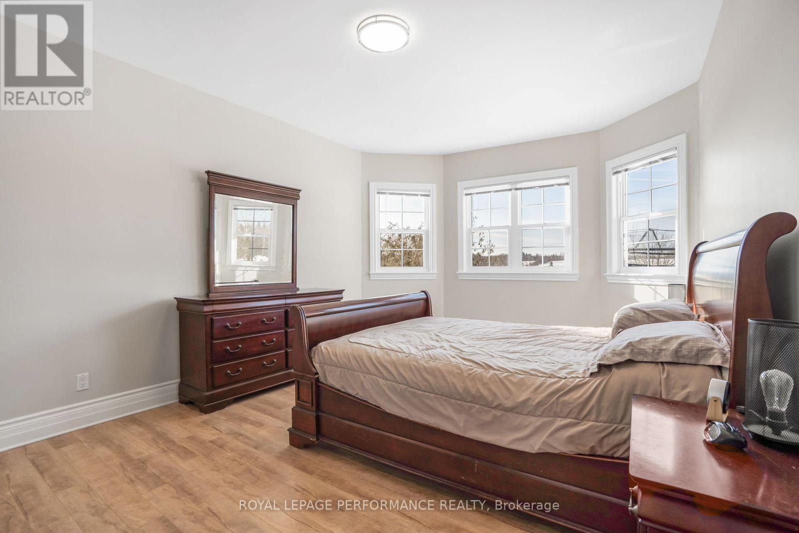 












3726 FRONT ROAD

,
Champlain,




Ontario
K6A2T4

