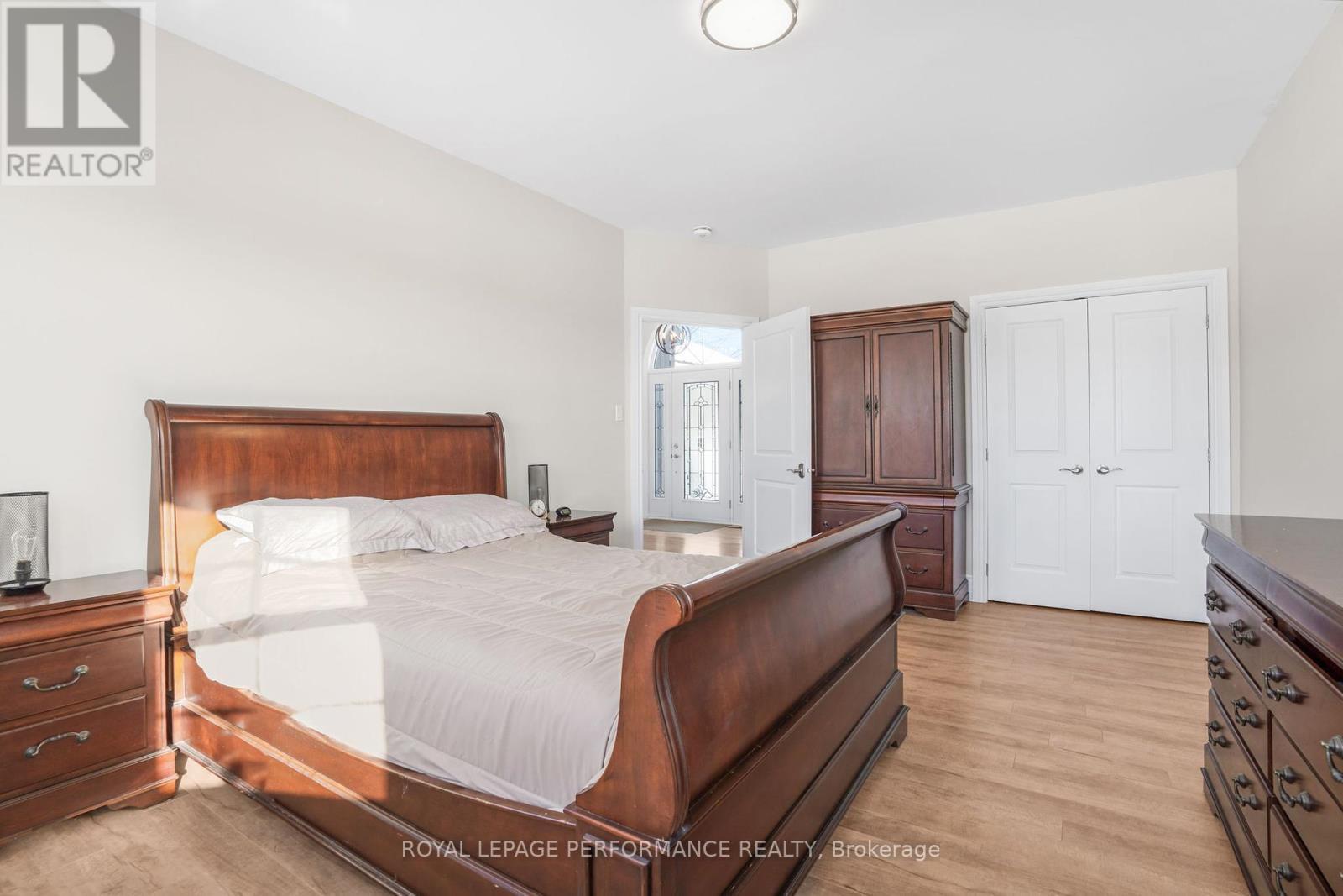 












3726 FRONT ROAD

,
Champlain,




Ontario
K6A2T4

