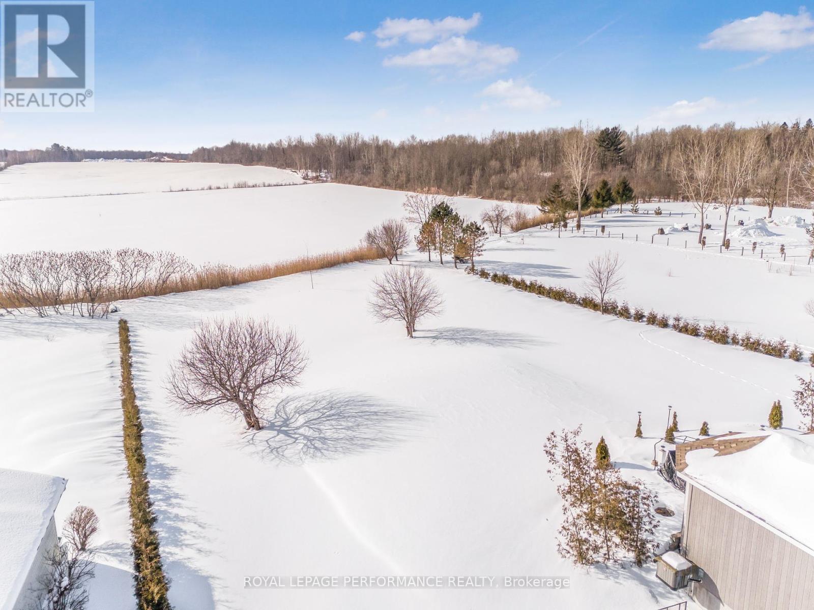 












3726 FRONT ROAD

,
Champlain,




Ontario
K6A2T4

