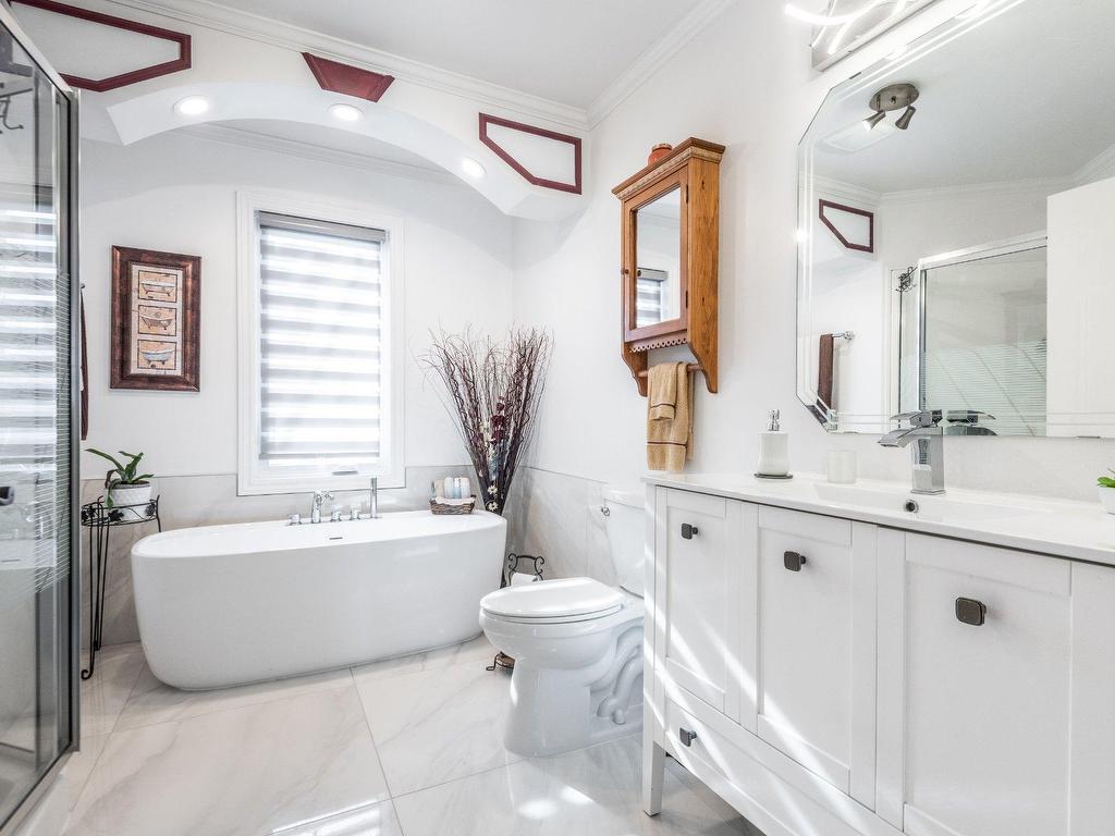 









10690

 - 10692


Rue du Plein-Air

,
Mirabel,




QC
J7J2H4

