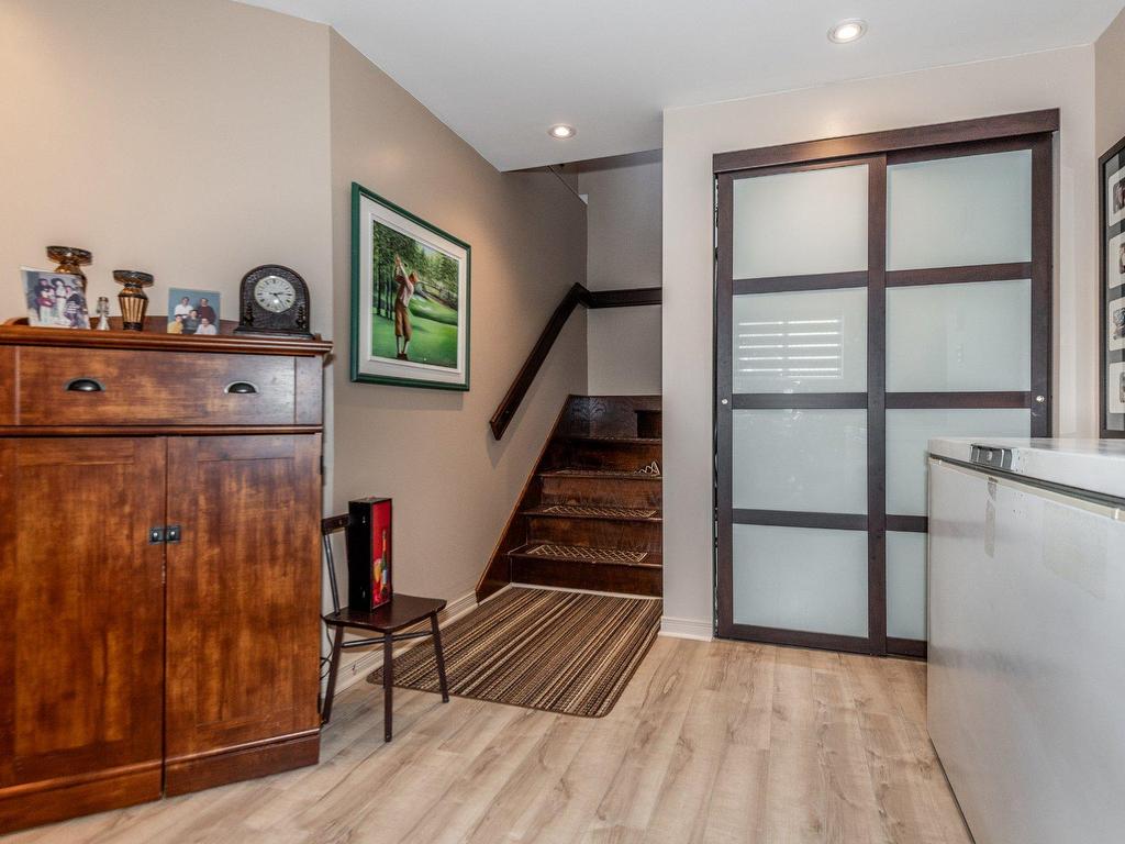 









10690

 - 10692


Rue du Plein-Air

,
Mirabel,




QC
J7J2H4

