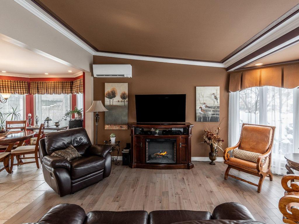 









10690

 - 10692


Rue du Plein-Air

,
Mirabel,




QC
J7J2H4

